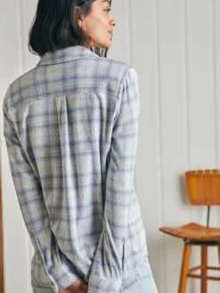 Legend™ Sweater Shirt - Spring Dew Plaid