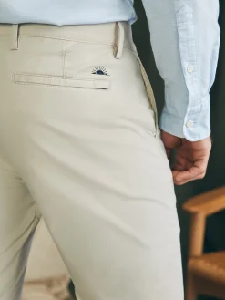 Movement™ Chino Pant (32