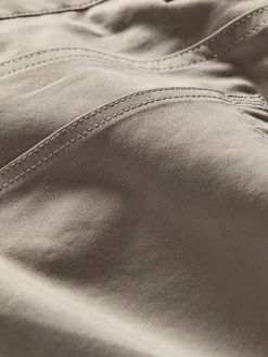 Movement™ 5-Pocket Pant - Fossil