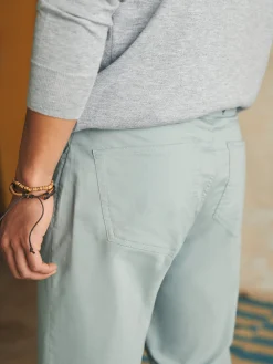 Movement™ 5-Pocket Pant (32