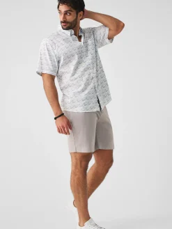 Movement™ Short-Sleeve Shirt - Ivory Endless Peaks