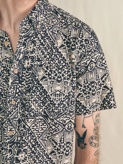 Short-Sleeve Breeze Shirt - Black Kaula