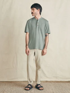 Short-Sleeve Linen Henley - Desert Olive